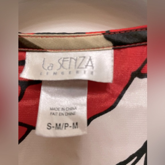 La Senza Small-Medium Kimono Style Robe with large Rose & Leaf print mini length - Picture 2 of 7